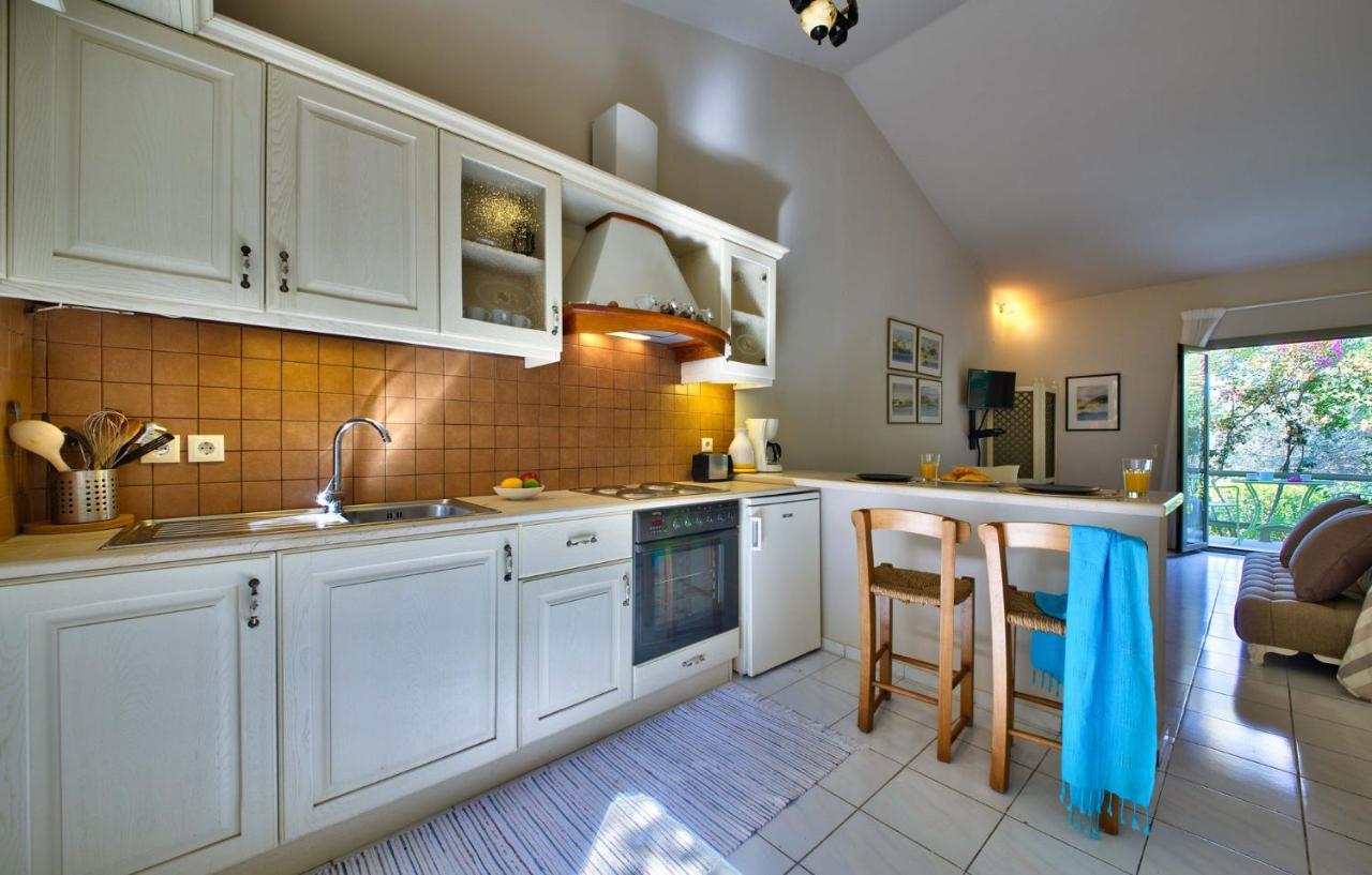 Mill Suites - Loggos Gaios Buitenkant foto