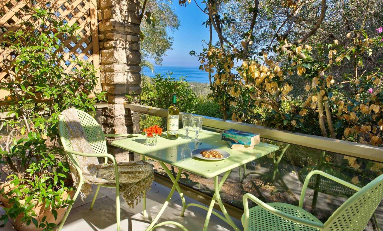 Mill Suites - Loggos Gaios Buitenkant foto