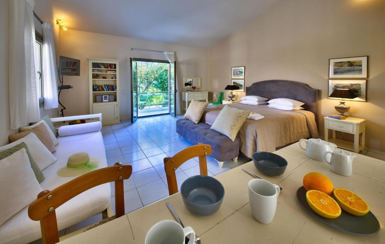 Mill Suites - Loggos Gaios Buitenkant foto